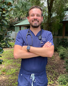 Anthony Sena, DVM - Associate Veterinarian - Mount Dora Veterinary Hospital